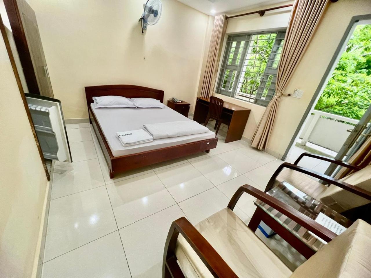 Truong Chinh Sach Cong Va Phat Trien Nong Thon Ho Chi Minh City Exterior photo